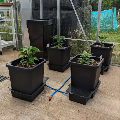 AutoPot - 1Pot 16 pot watering system