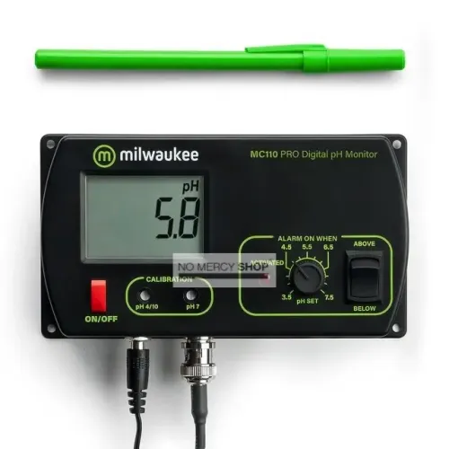 Milwaukee MC110 pH monitor