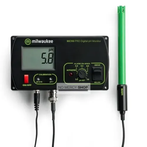 Milwaukee MC110 pH monitor
